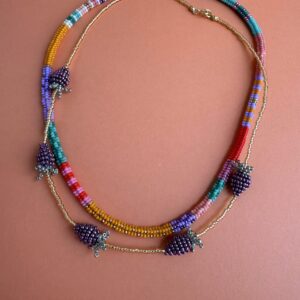 Ręcznie szyty naszyjnik kostka, naszyjnik z owocami