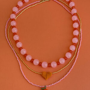 zestaw naszyjników, okrągły ze szklanych koralików, naszyjnik z serduszkiem, naszyjnik z pomarańczką